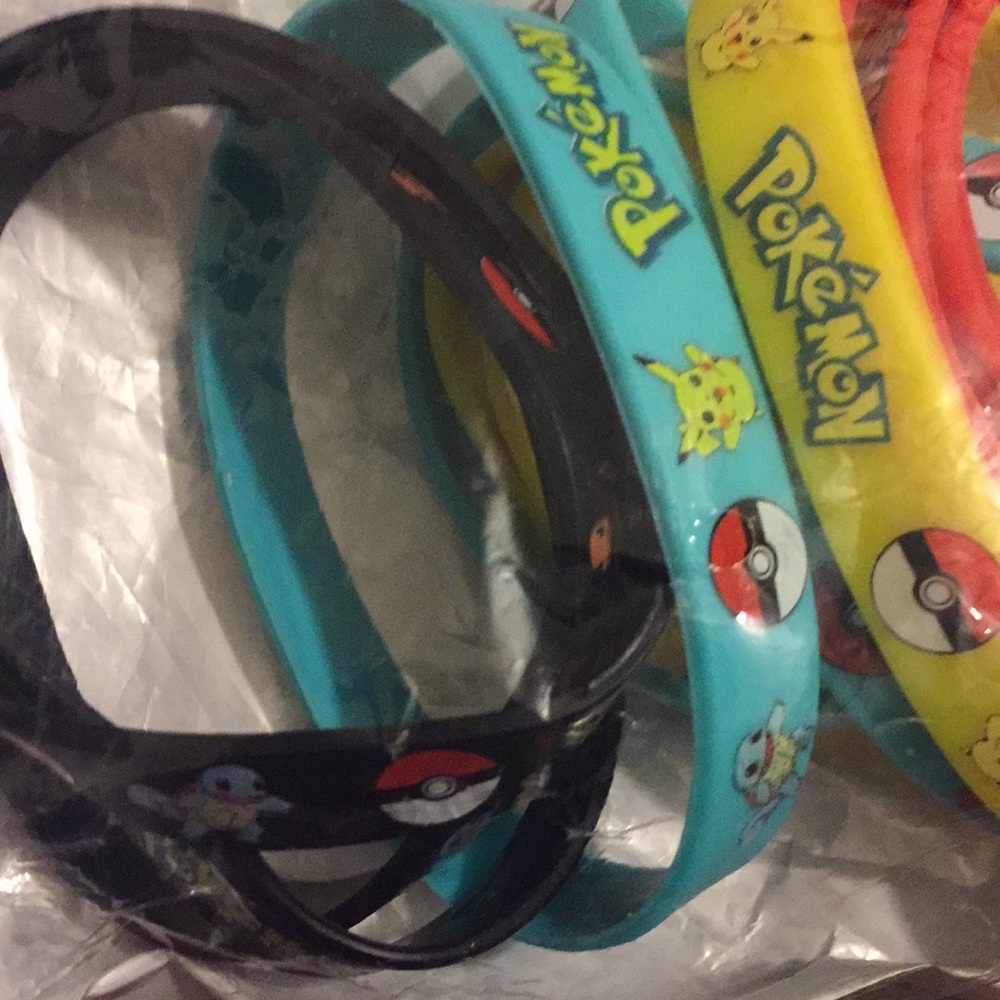 🎈 SALE ! Pokémon wristlets !